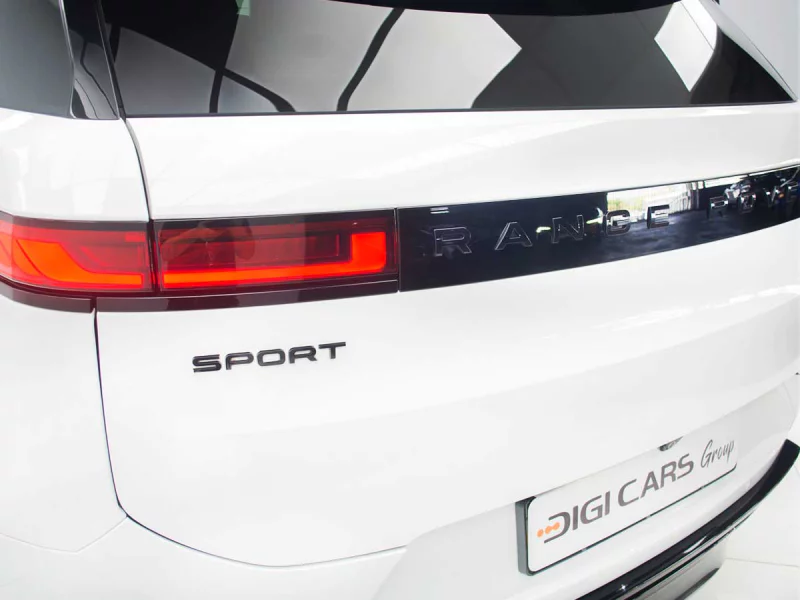 Vehicle Image for 10/25for Land Rover Range Rover Sport 3.0D Dynamic HSE (D350)